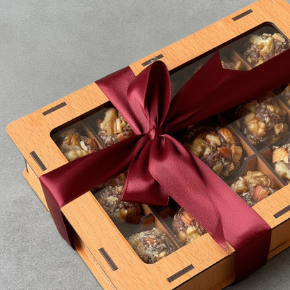 Premium Almond & Walnut Date Truffles – 15 Piece