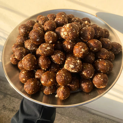 Khajoor Ladu With Nuts